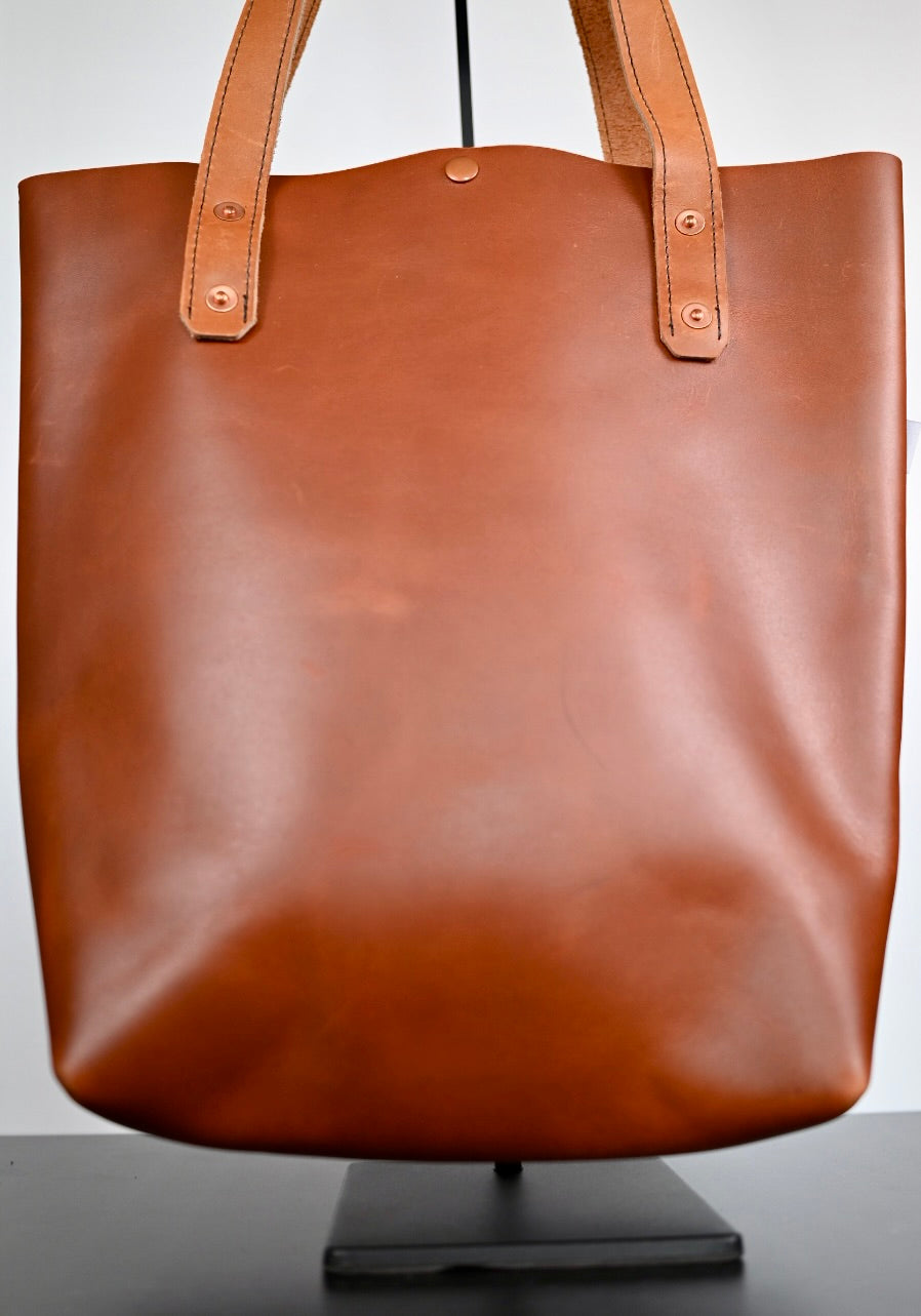 Keep it Simple - A Leather Tote