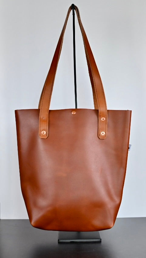 Keep it Simple - A Leather Tote